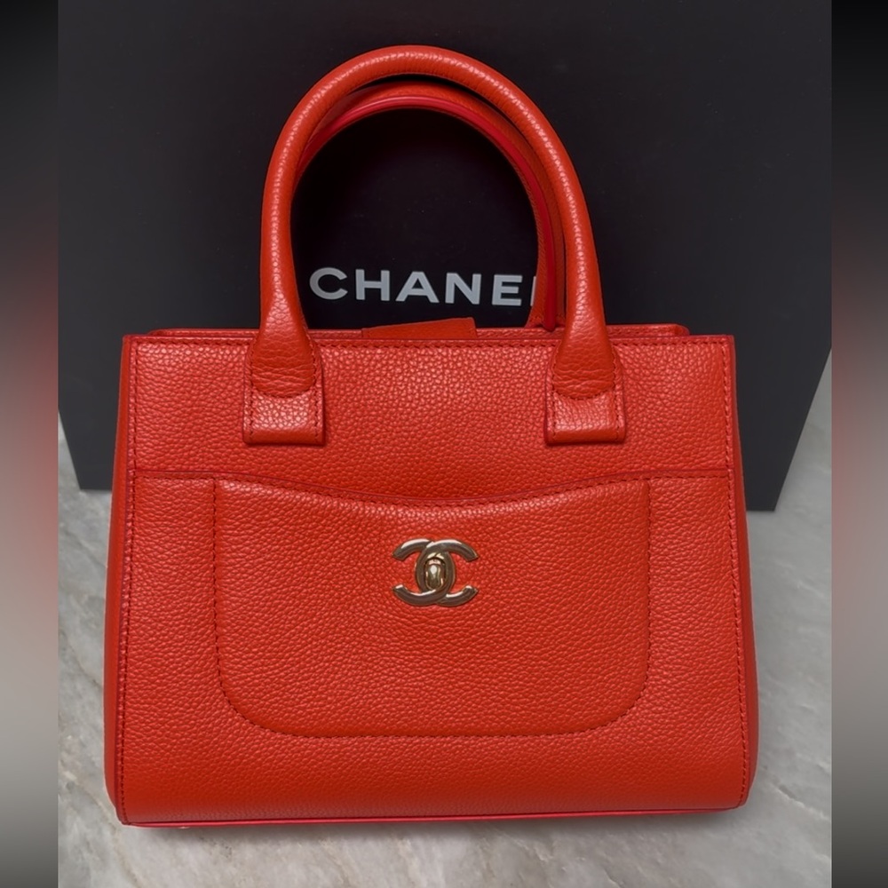 CHANEL mini NEO bag